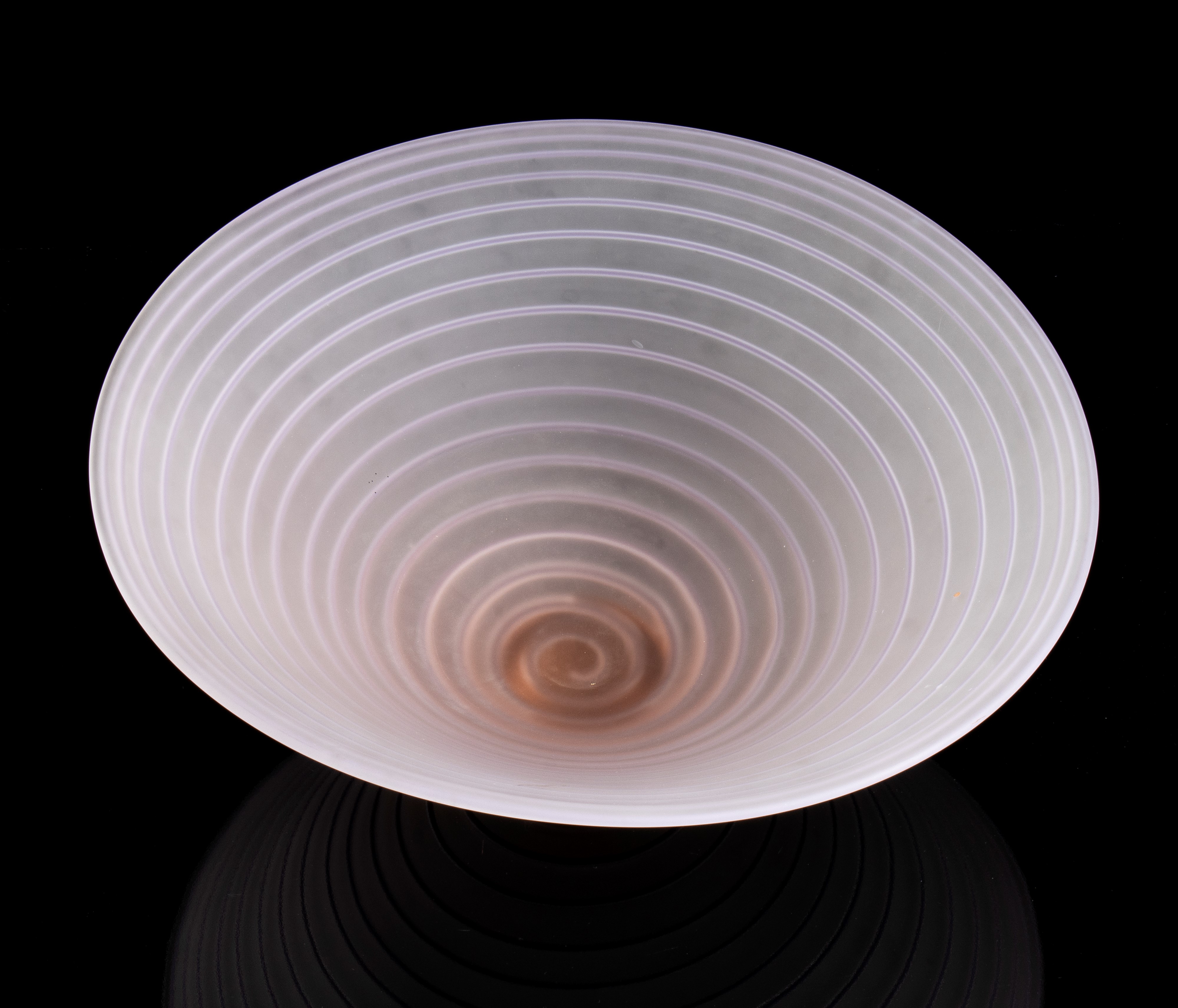 Centrotavola, vetro di Murano, rosa con motivo spiraliforme