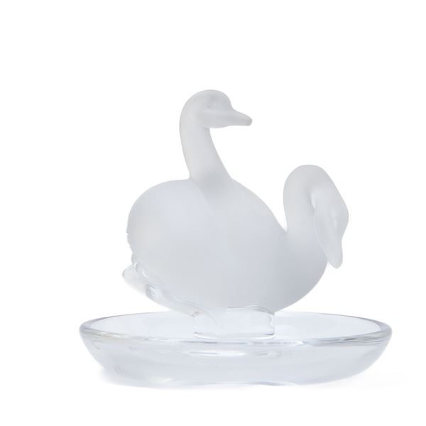 Pair of swans, Lalique crystal sculpture