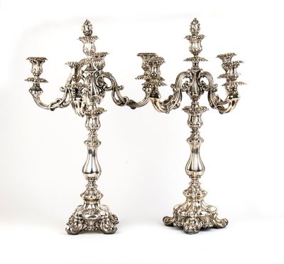 Coppia di Candelabri Tedeschi in Argento