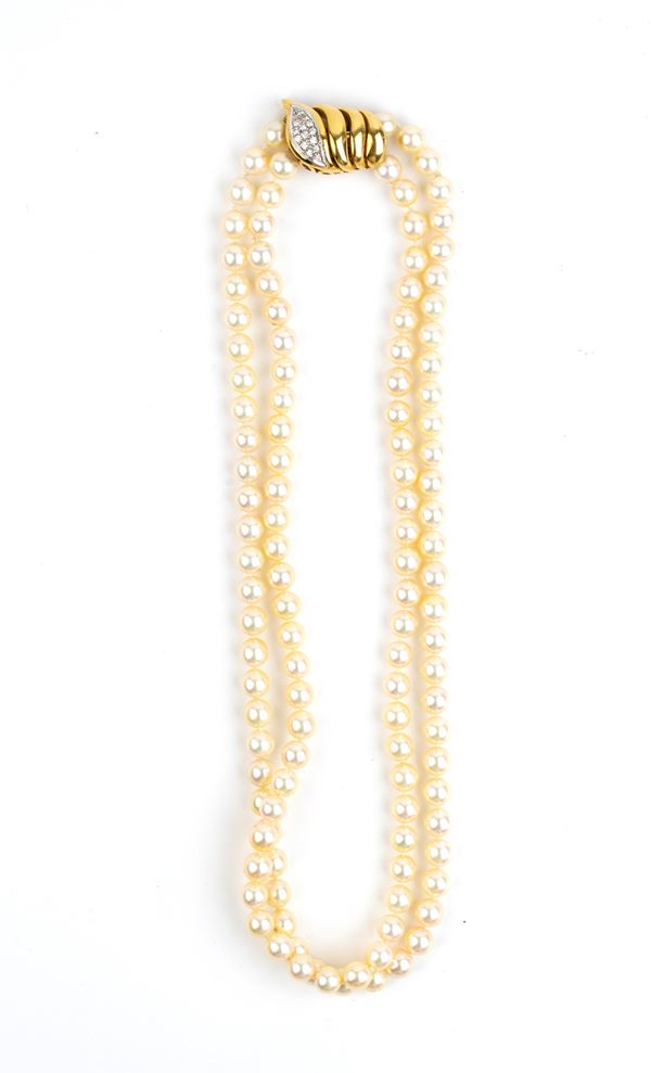 Diamond pearl gold necklace 