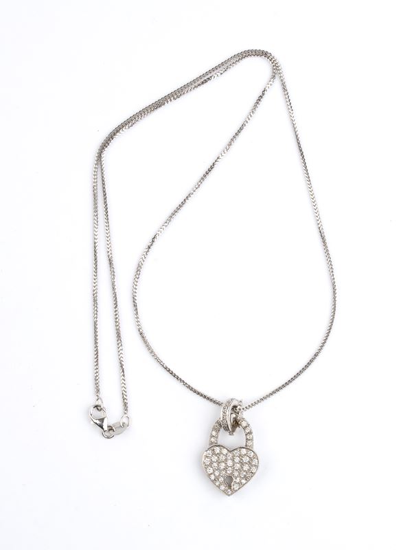 Diamond gold necklace and pendant 