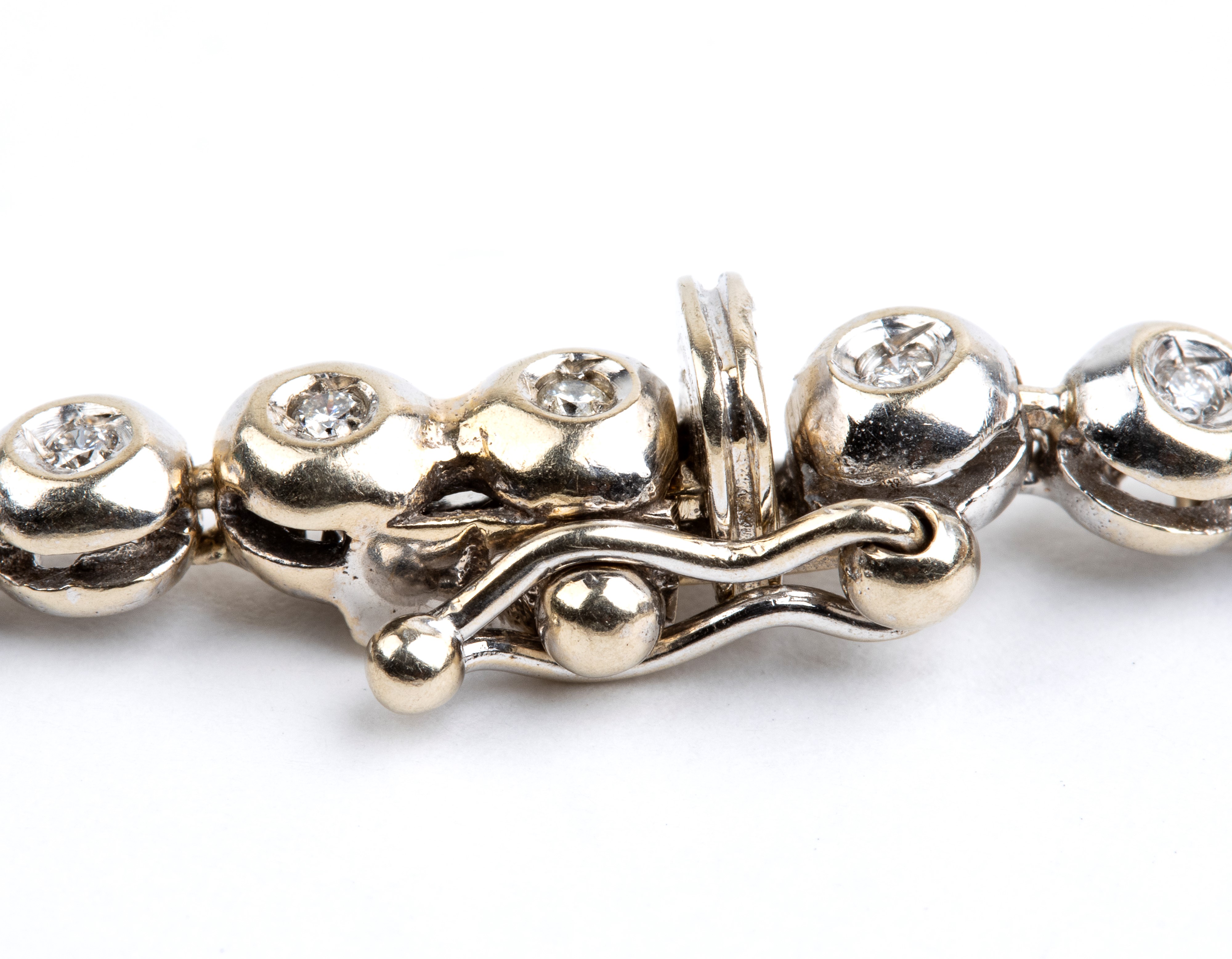 Bracciale tennis in oro con diamanti