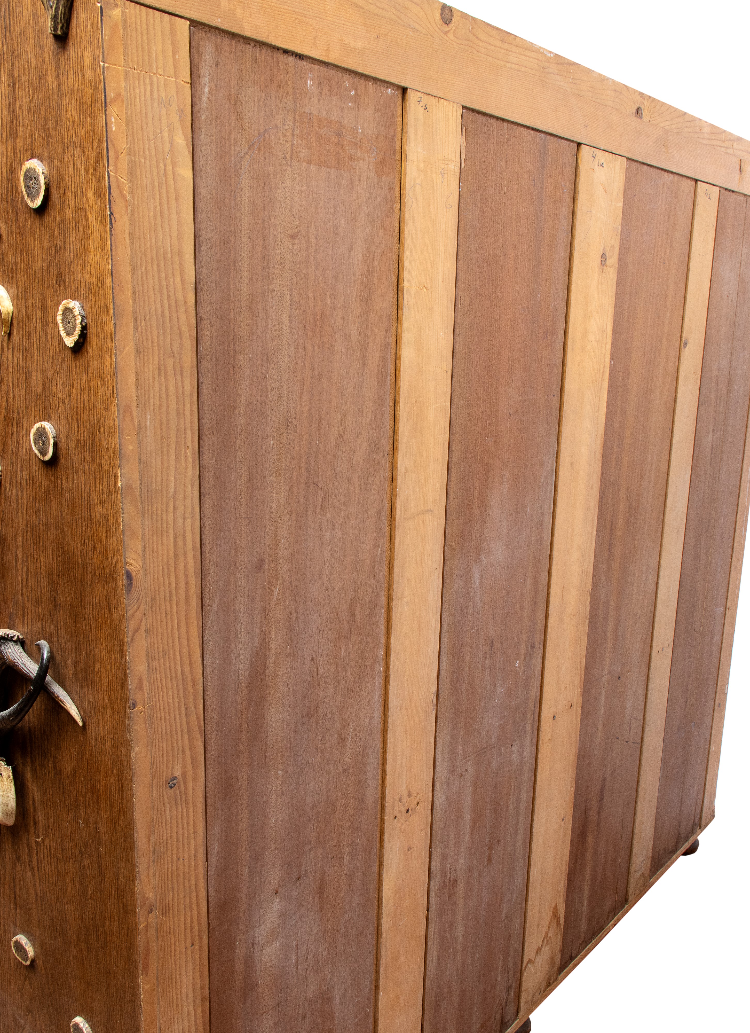 Credenza Foresta Nera Tedesca con Corna Cervo