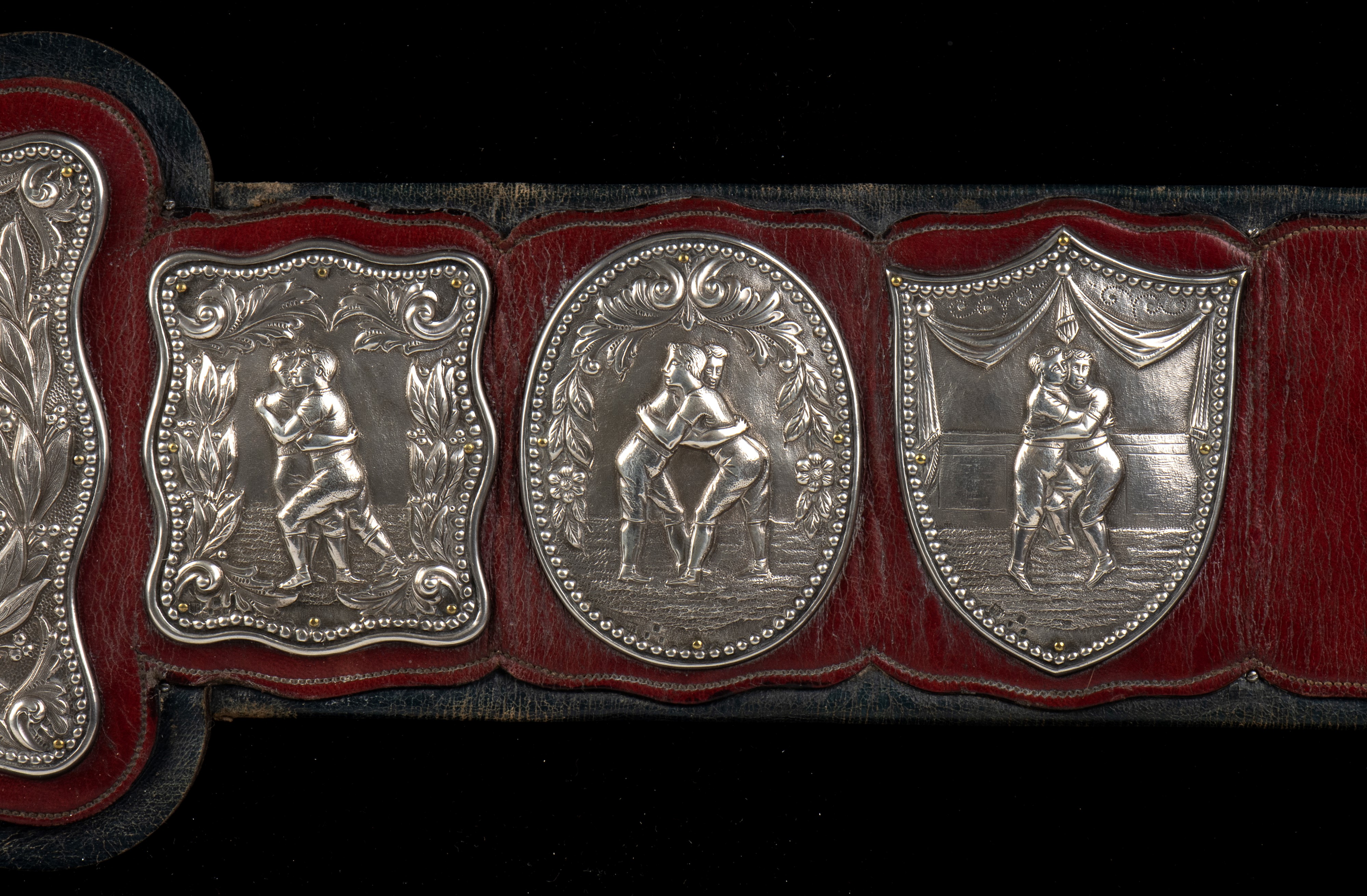 Goldsmiths & Silversmiths Co (william Gibson & John Lawrence Langman) - Rara Cintura da Campione ...