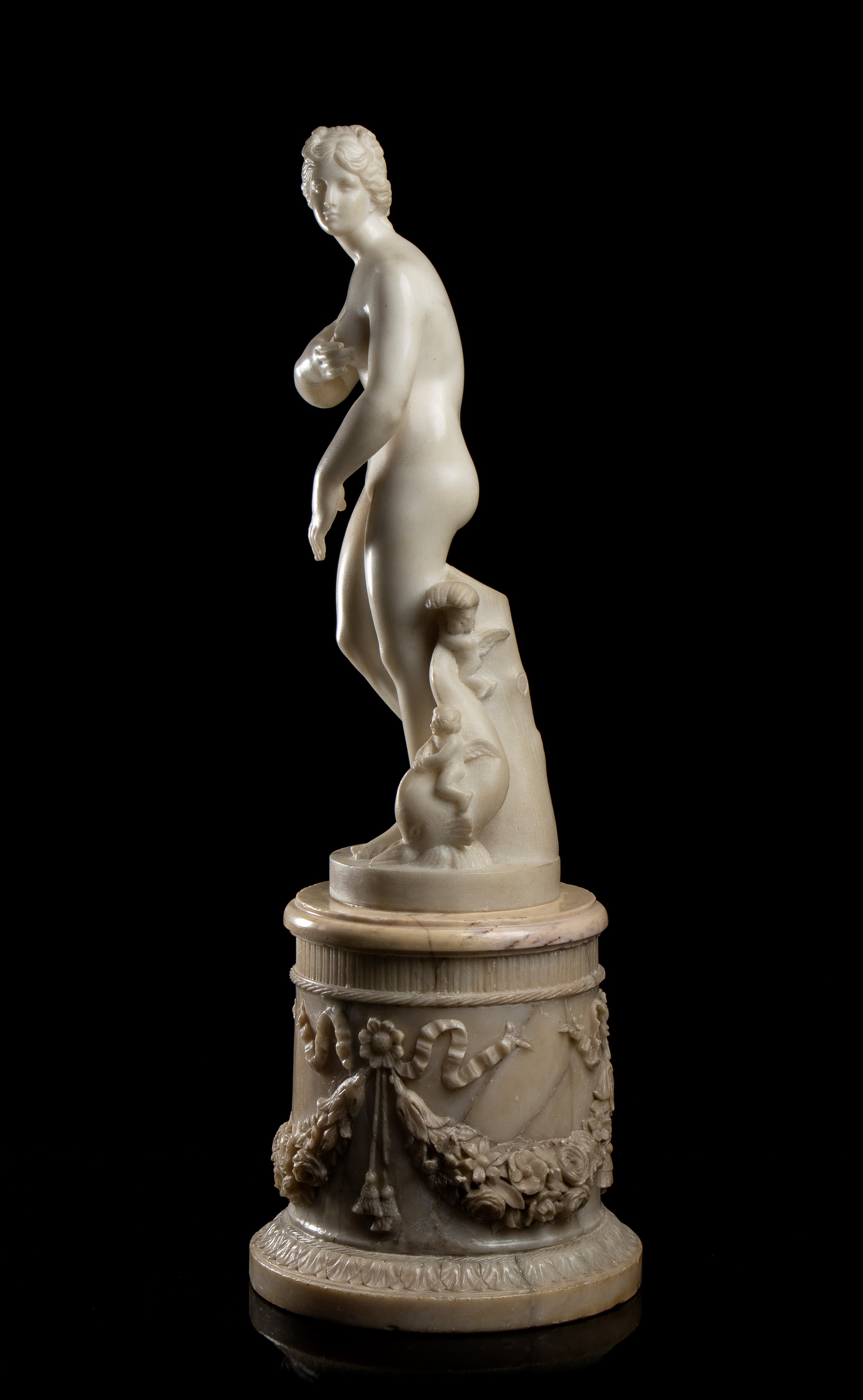 Venere Medici, dal Motivo Archeologico