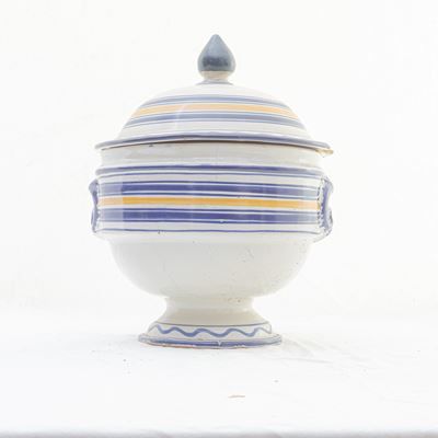 Zuppiera in Ceramica a Forma di Urna