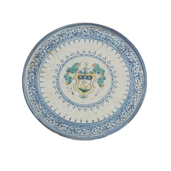 Alzata centrotavola in ceramica bianca e blu