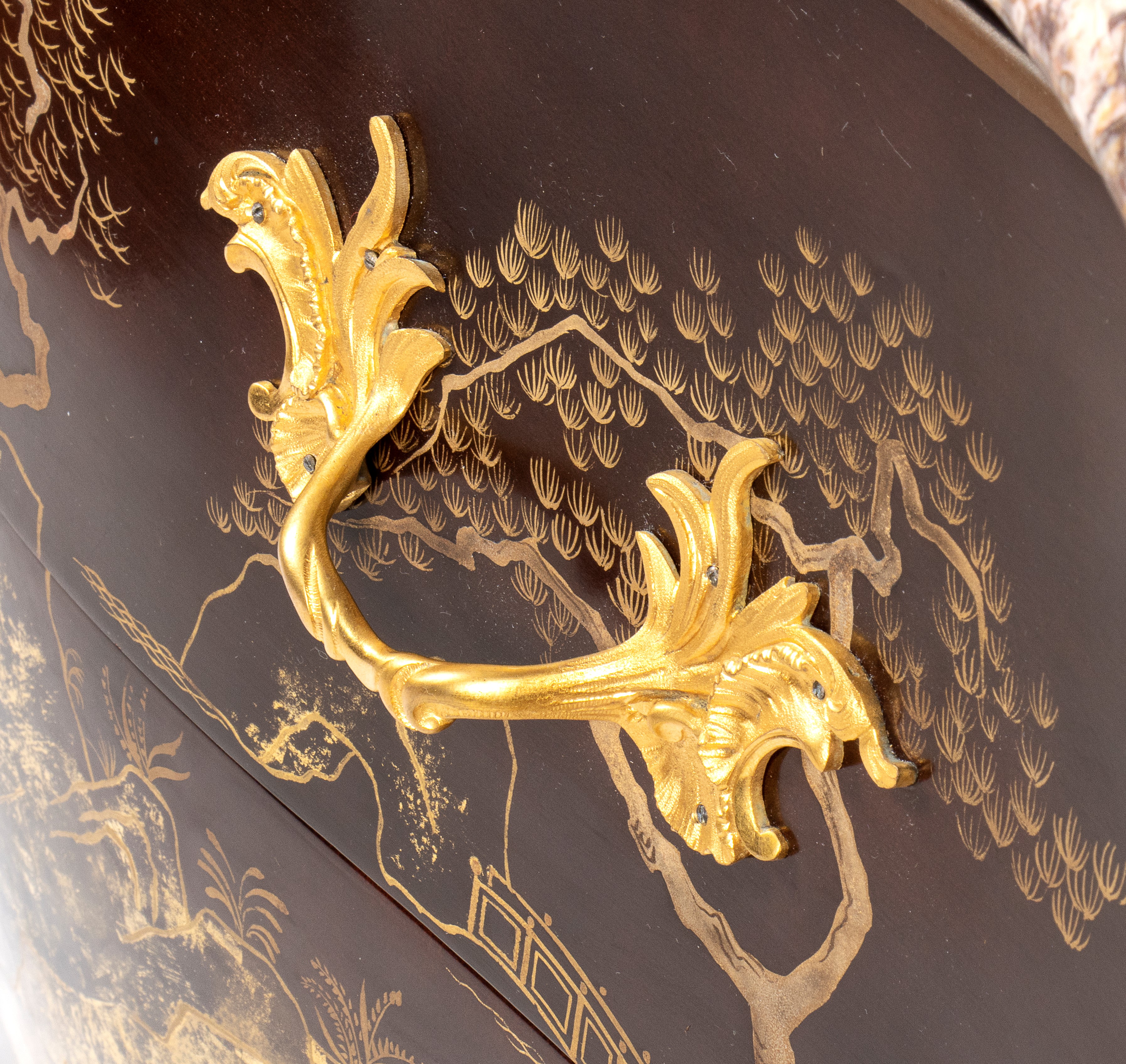 Comò Francese Dipinto e Laccato a Chinoiserie