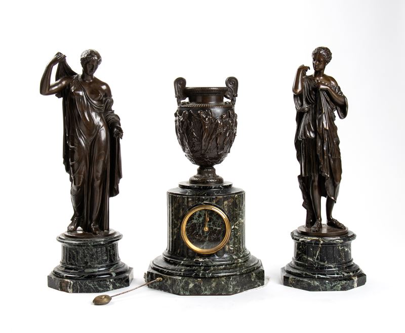 Barbedienne Ferdinand - Trittico Francese con Orologio da Appoggio in Bronzo