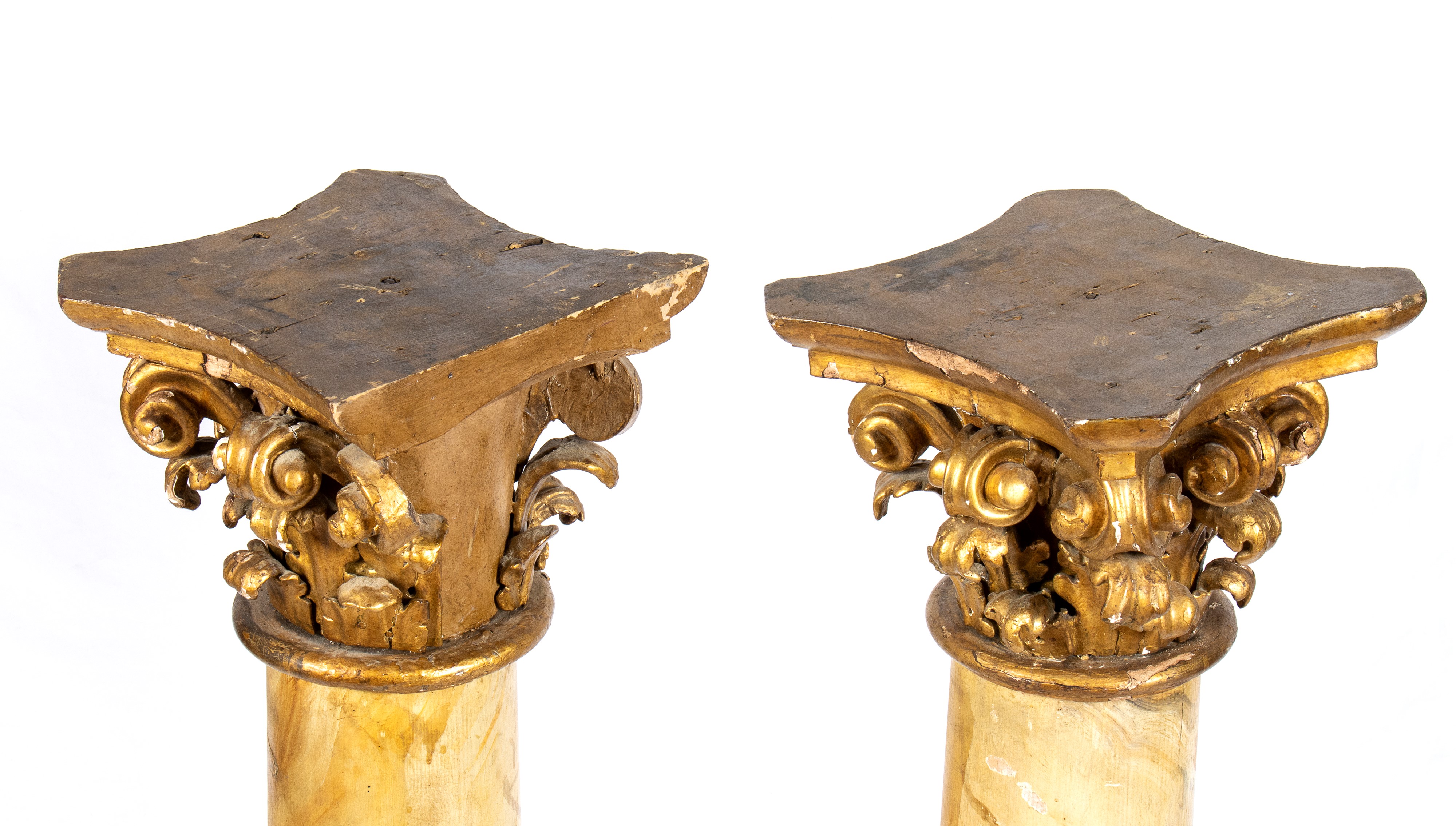 Coppia di Colonne Italiane in Legno Dorate, Luigi XVI
