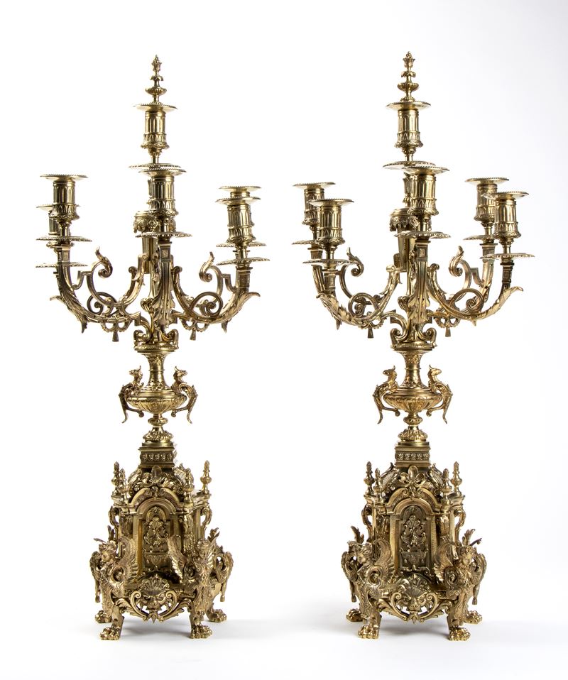 Coppia di Candelabri Francesi in Bronzo Dorato