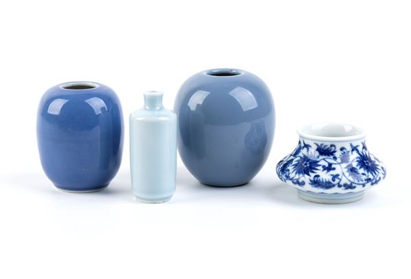 FOUR SMALL PORCELAIN VASES