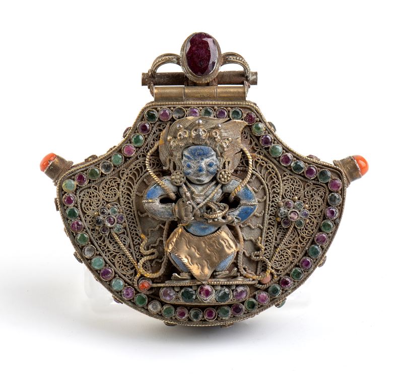 RELIQUIARIO GAU IN ARGENTO DORATO CON INSERTI IN PIETRE DURE E CORALLO