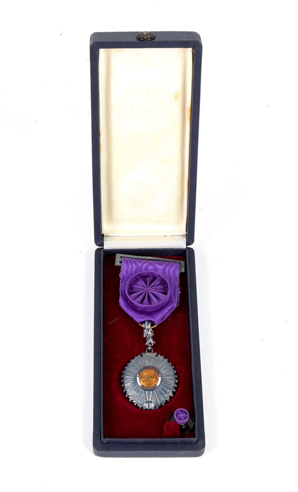 Perù. Order of the Sun, officer knight badge, cased