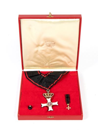 Sovrano Militare Ordine di Malta, Ordine Militense, Insegna di Commendatore
