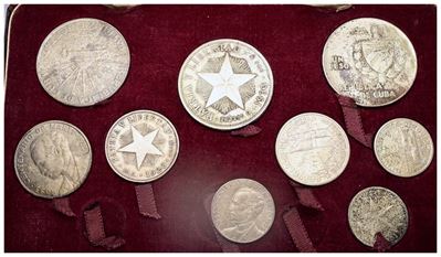Cuba. Coin Set da 9 Monete in Argento XX Sec. Ag. 140gr. Conservazioni Varie.