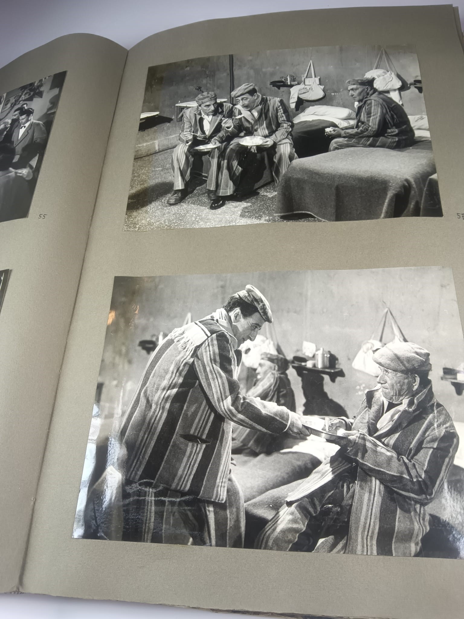 Grande Album di Presentazione Film Dov'e' la Liberta'