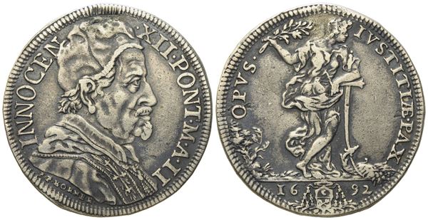 STATO PONTIFICIO. Roma. Innocenzo XII (1691 - 1700). Mezza piastra 1692 "Allegoria della Pace". Ag (15,9 g; 38 mm)  - Auction Modern Coins - Bertolami Fine Art - Casa d'Aste