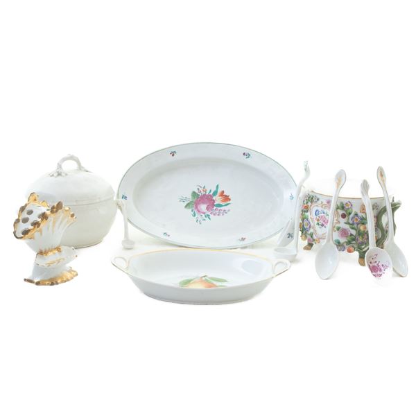 Lot of: two trays, a tureen, six ladles and a flower vase  