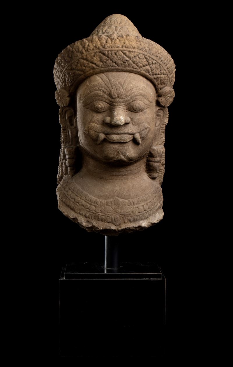 MONUMENTALE TESTA DI DIVINITA' IN PIETRA