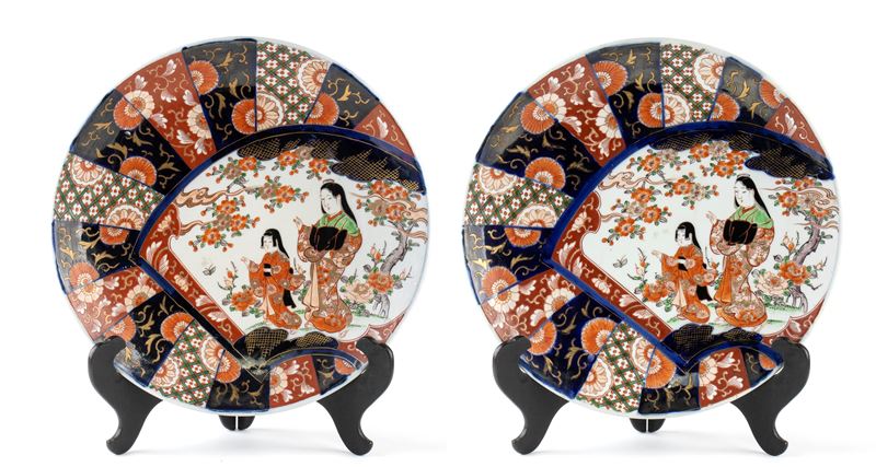 Coppia di Piatti in Porcellana 'imari'