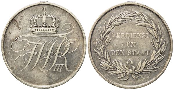 PRUSSIA. Guglielmo III (1797-1840). Medaglia al merito per i servizi resi allo stato "Verdienst um den staat". Ag; 21,94gr; 39,2mm. Appiccagnolo divelto