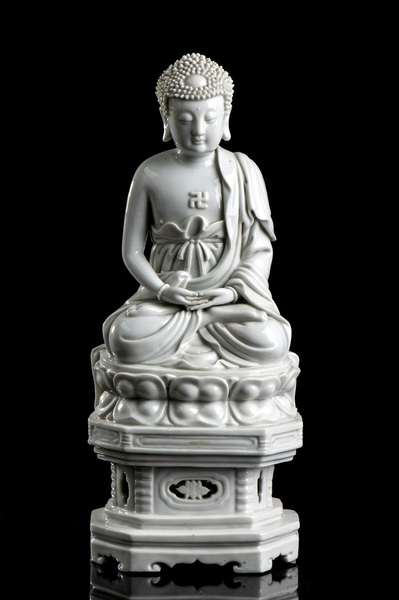 BUDDHA IN PORCELLANA 'BLANC DE CHINE'