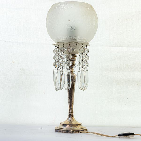 Table lamp