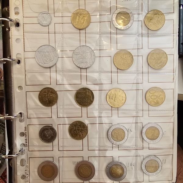 VATICANO. SAN MARINO. Lotto di 120 monete varie in album marrone. Metalli e conservazioni varie
