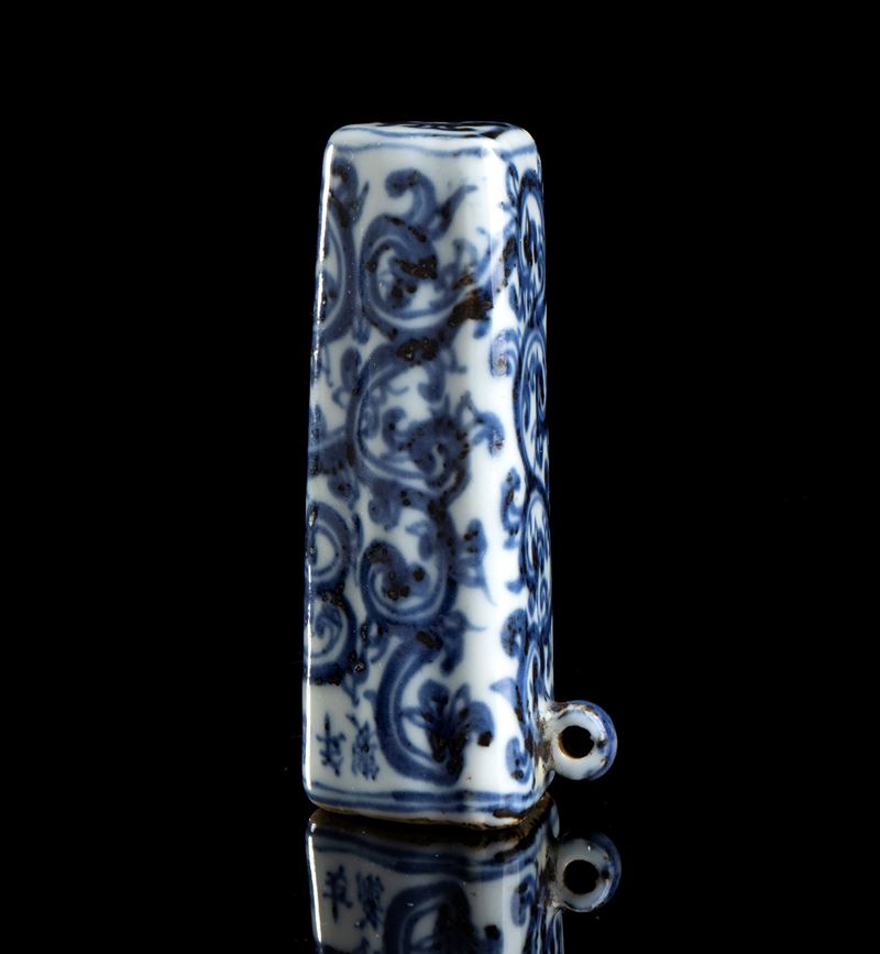 MANGIATOIA PER UCCELLI IN PORCELLANA 'BIANCO E BLU'