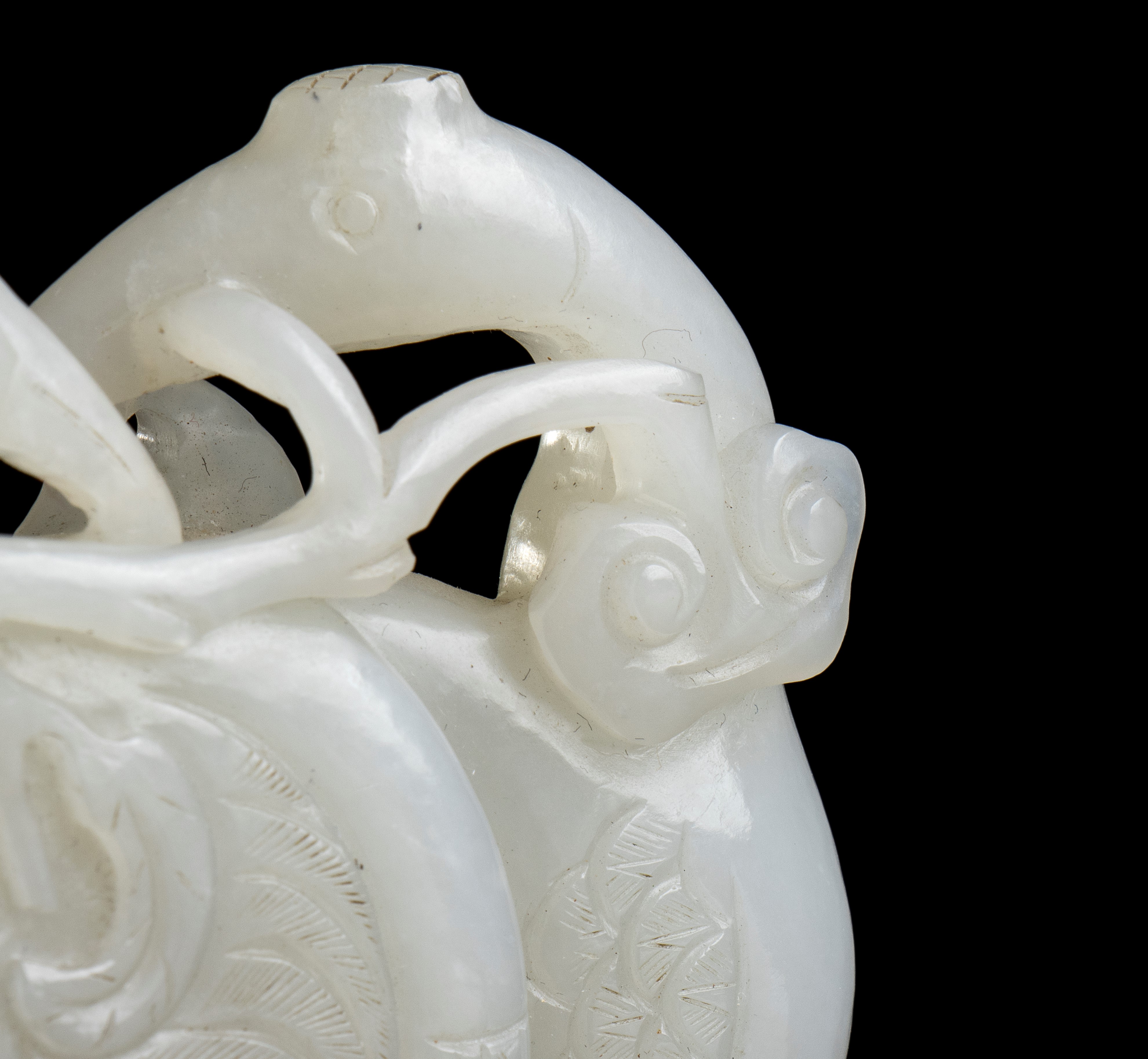 INTAGLIO IN GIADA CON DUE GRU