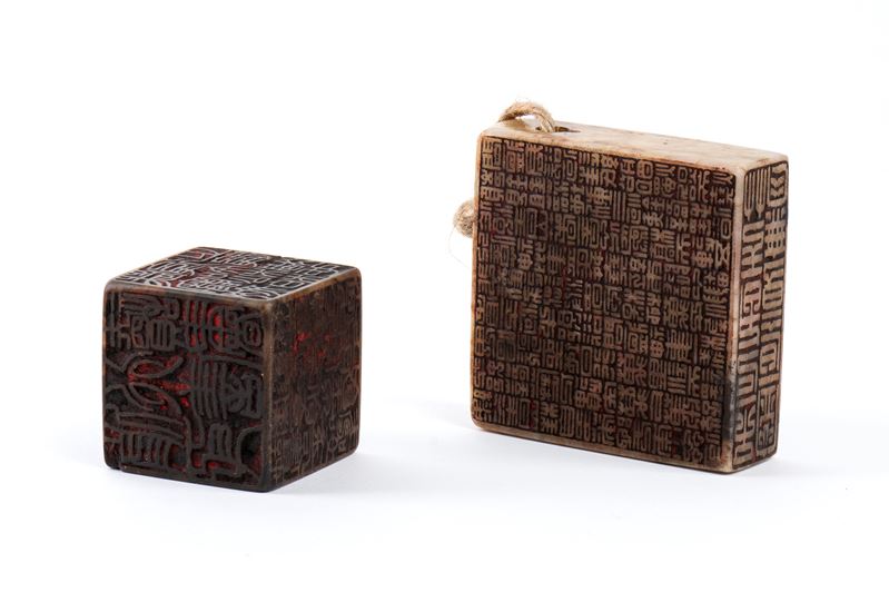 DUE SIGILLI IN PIETRA SAPONARIA