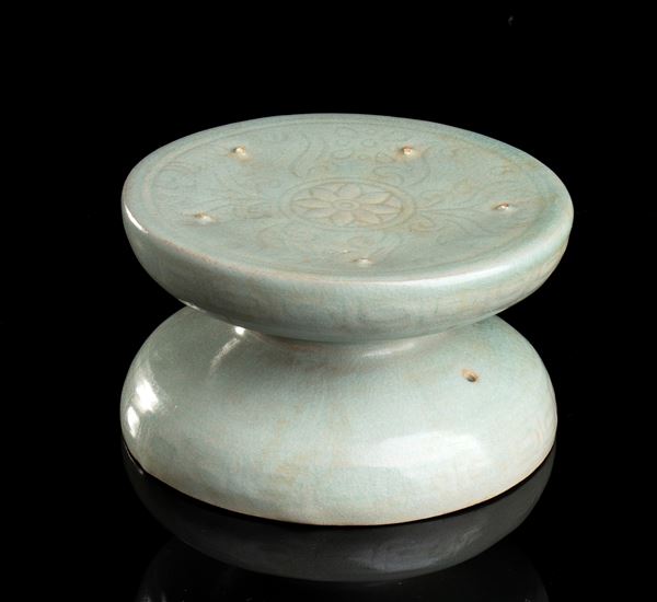 A CÉLADON GLAZED PORCELAIN BASE