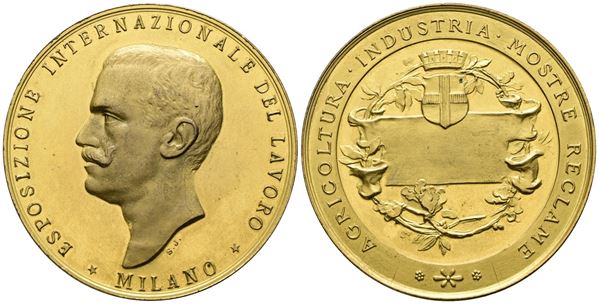 MILANO. Medaglia Esposizione Internazionale del Lavoro. Milano 1917. AE Dorato. 50mm  - Asta MONETE E MEDAGLIE MODERNE, CONI, PUNZONI E RARITÀ MASSONICHE - Bertolami Fine Art - Casa d'Aste