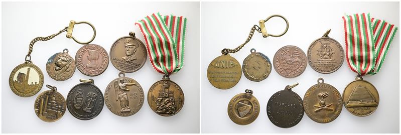 Lotto di 8 medaglie moderne a soggetto vario in vari metalli, pesi e dimensioni