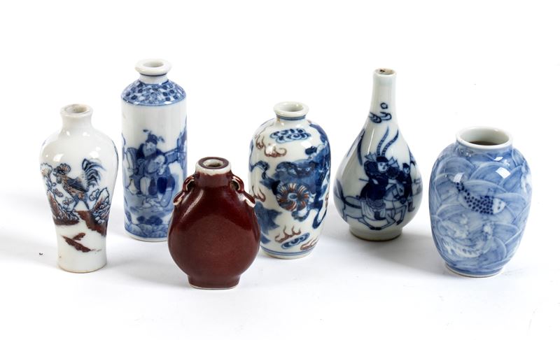 Sei Snuff Bottles in Porcellana