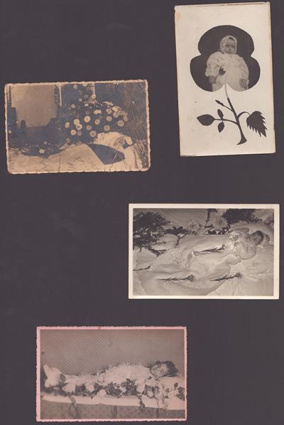 Gruppo di Quattro Foto Post Mortem, Ca. 1930-1940