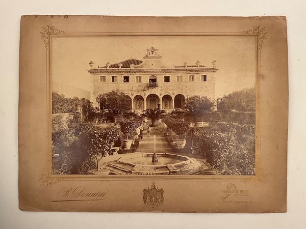 Vista di villa rinascimentale in Toscana