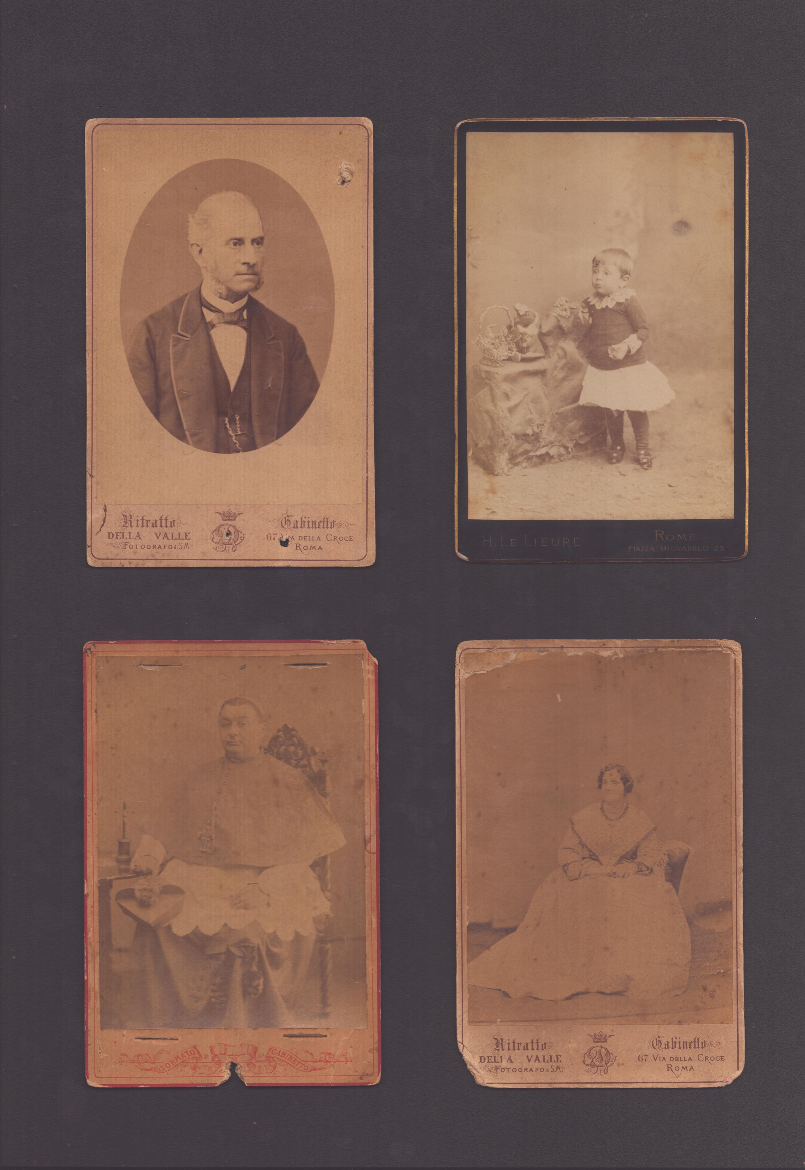 Lotto di 19 Ritratti di Fotografi Romani