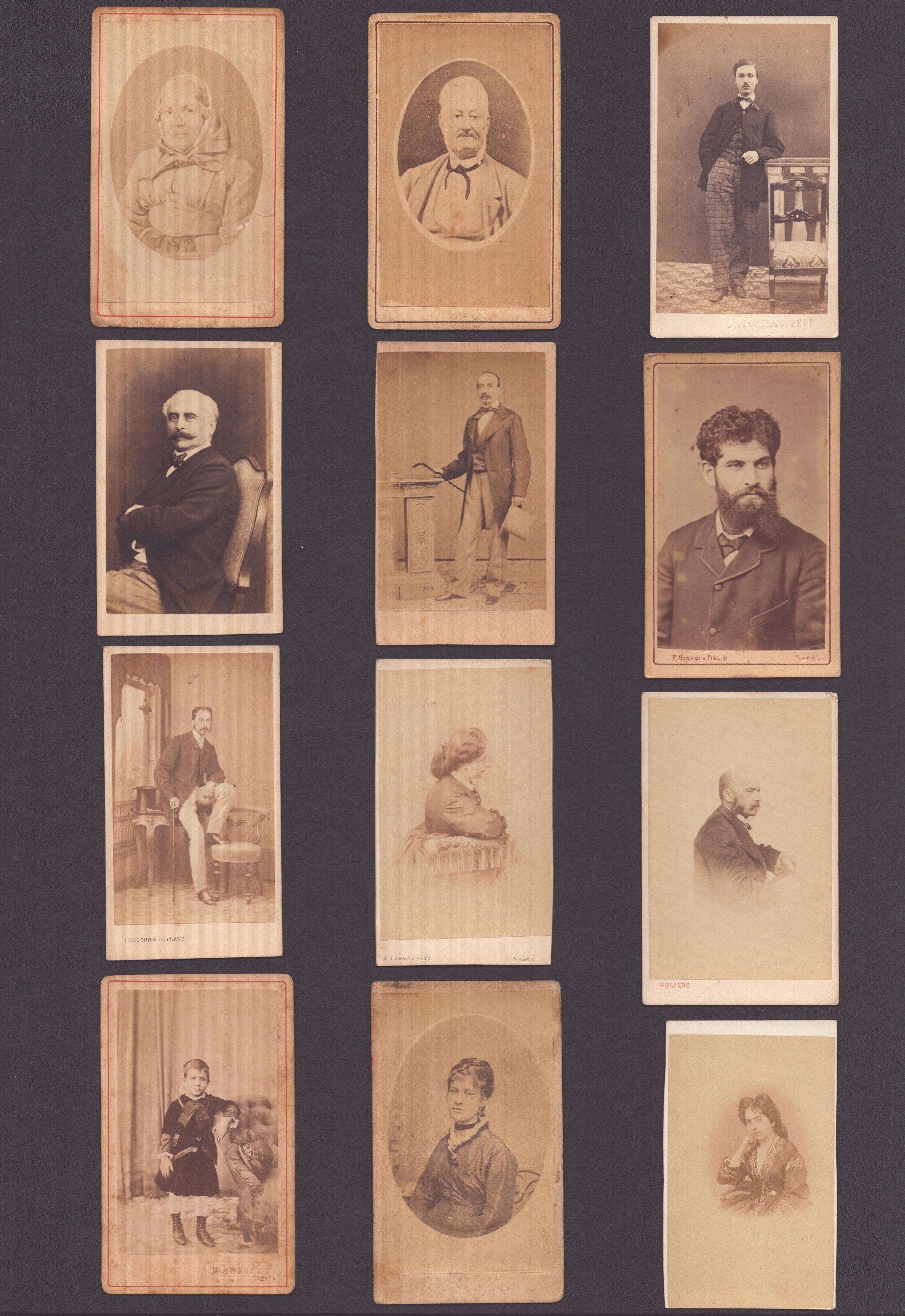 Raccolta di 60 CDV di Fotografi Italiani