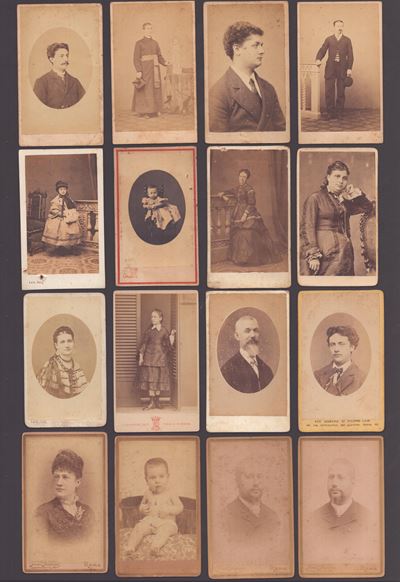 Raccolta di 36 CDV di Fotografi Romani