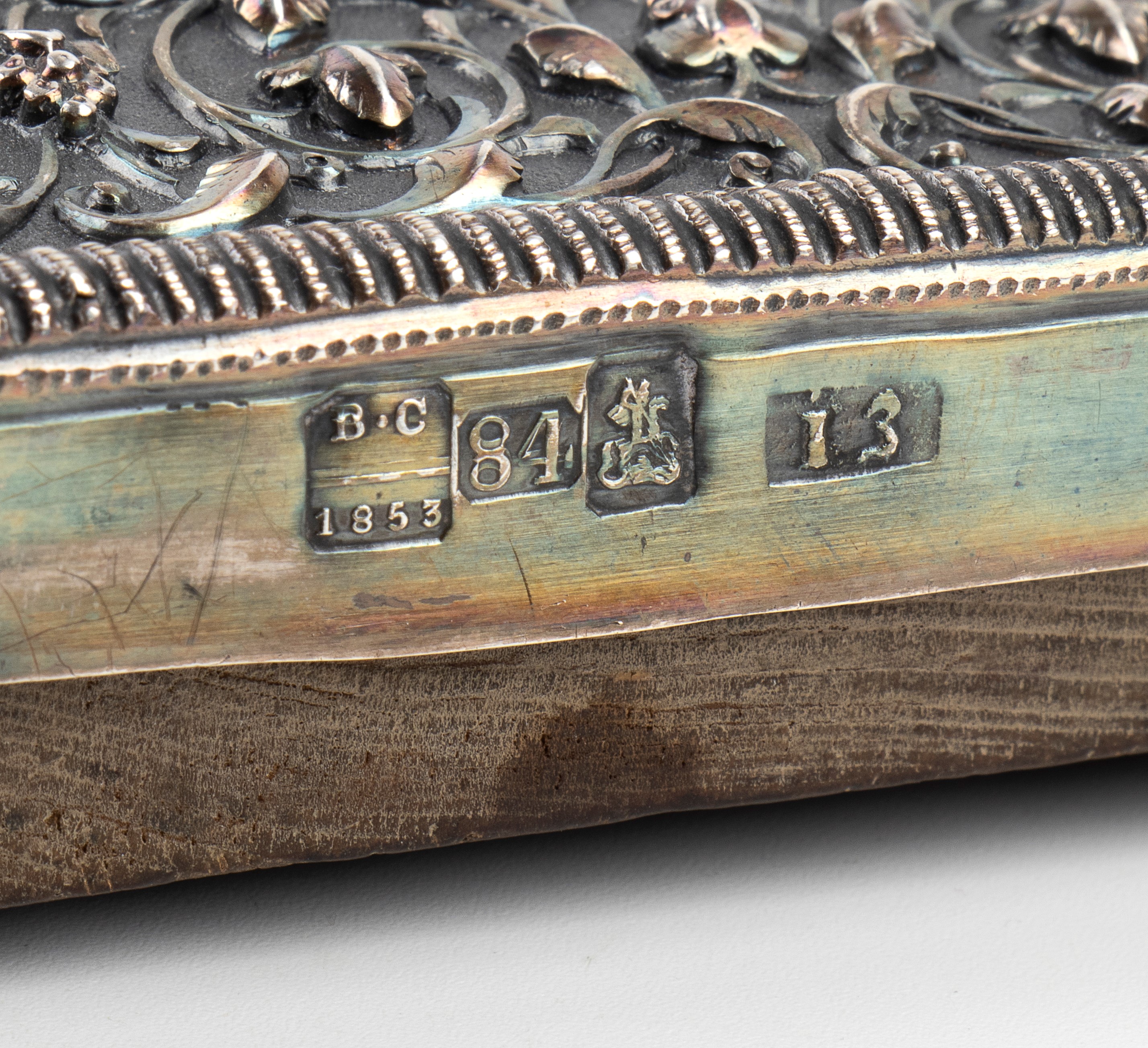 Icona russa con riza in argento raffigurante San Nicola taumaturgo