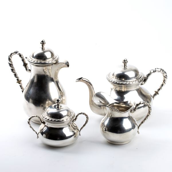 Servizio da tè e caffè in argento