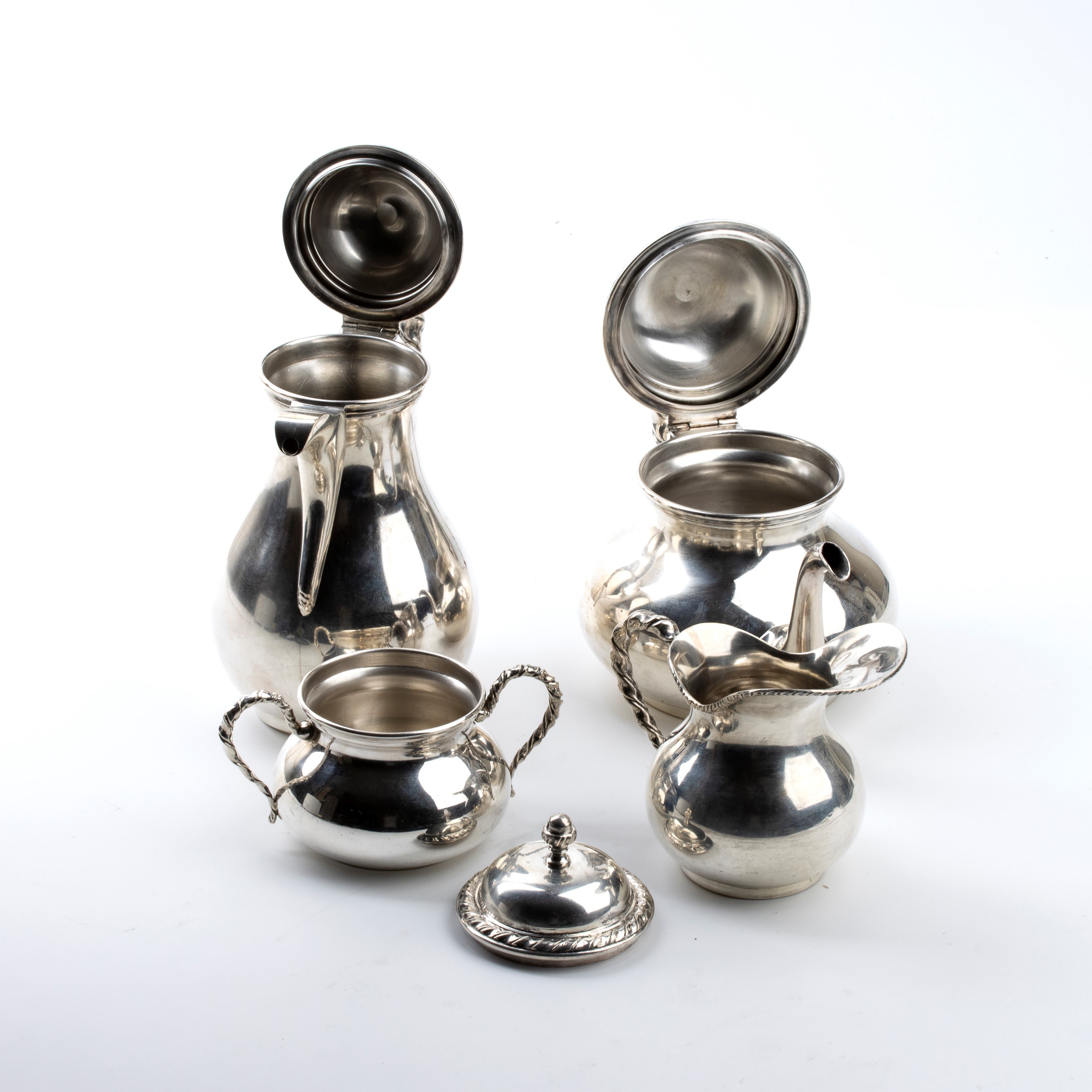 Servizio da tè e caffè in argento