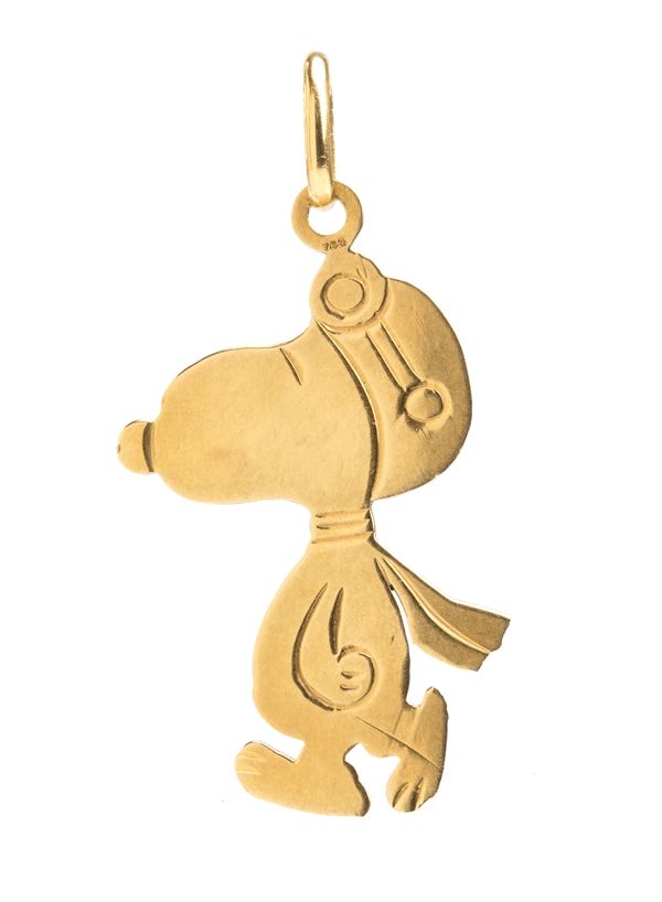 GUCCI - Snoopy gold pendant