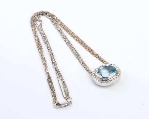 Aquamarine diamond gold pendant necklace 