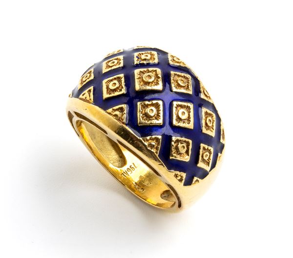 Blu enamel gold ring