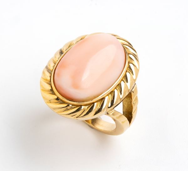 Gold ring with coral