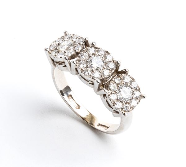 Trilogy diamond gold ring