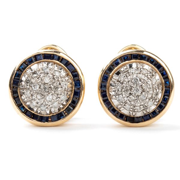 Diamond sapphire gold pair of earrings 